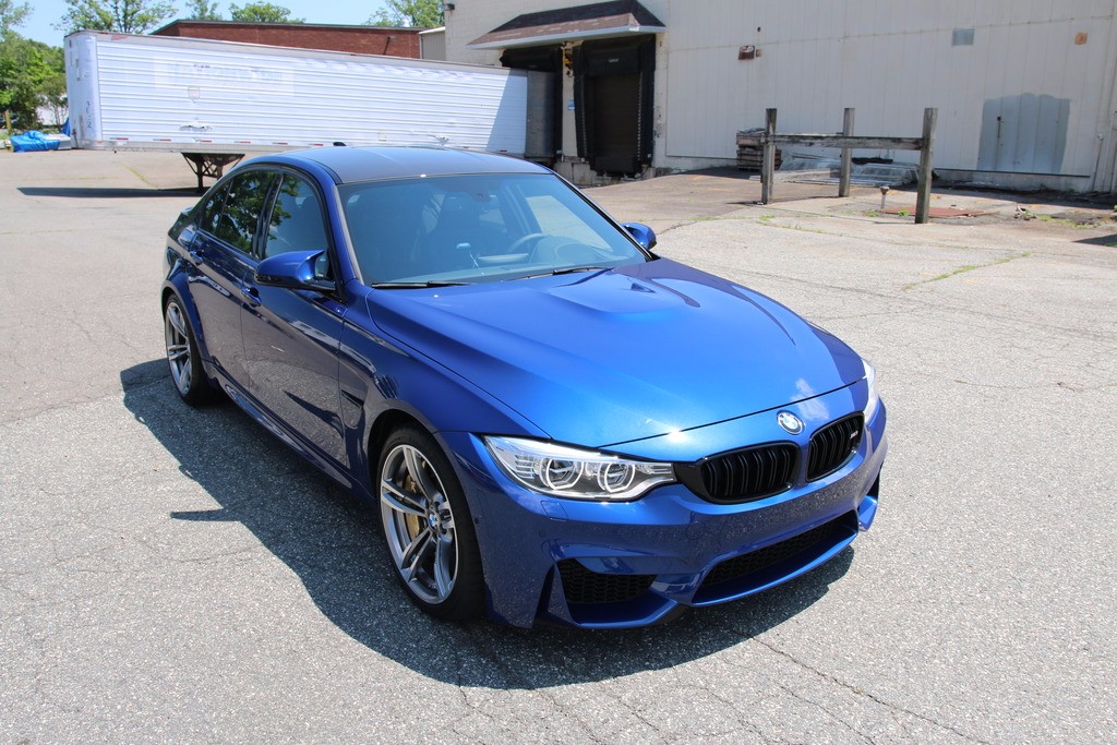 WOW a stunning Lemans Blue BMW M3 gets better!